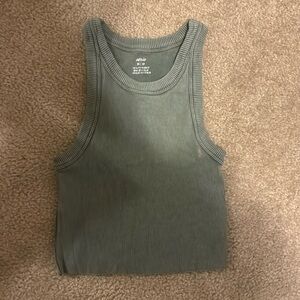 Light green ribbed crop tank
